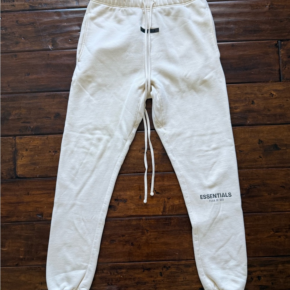 Essentials Off-White Sweatpants